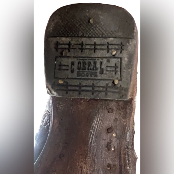 Ladies Corral Vintage Cowboy Boots - Picture 3 of 7